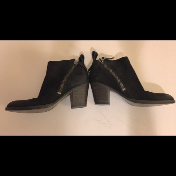 Dolce Vita genuine leather boots with zippers - Picture 9 of 14